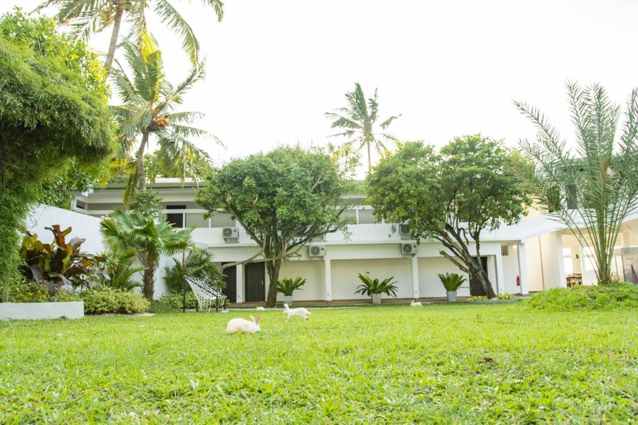 Manara Beach Resort Beruwala Exterior photo