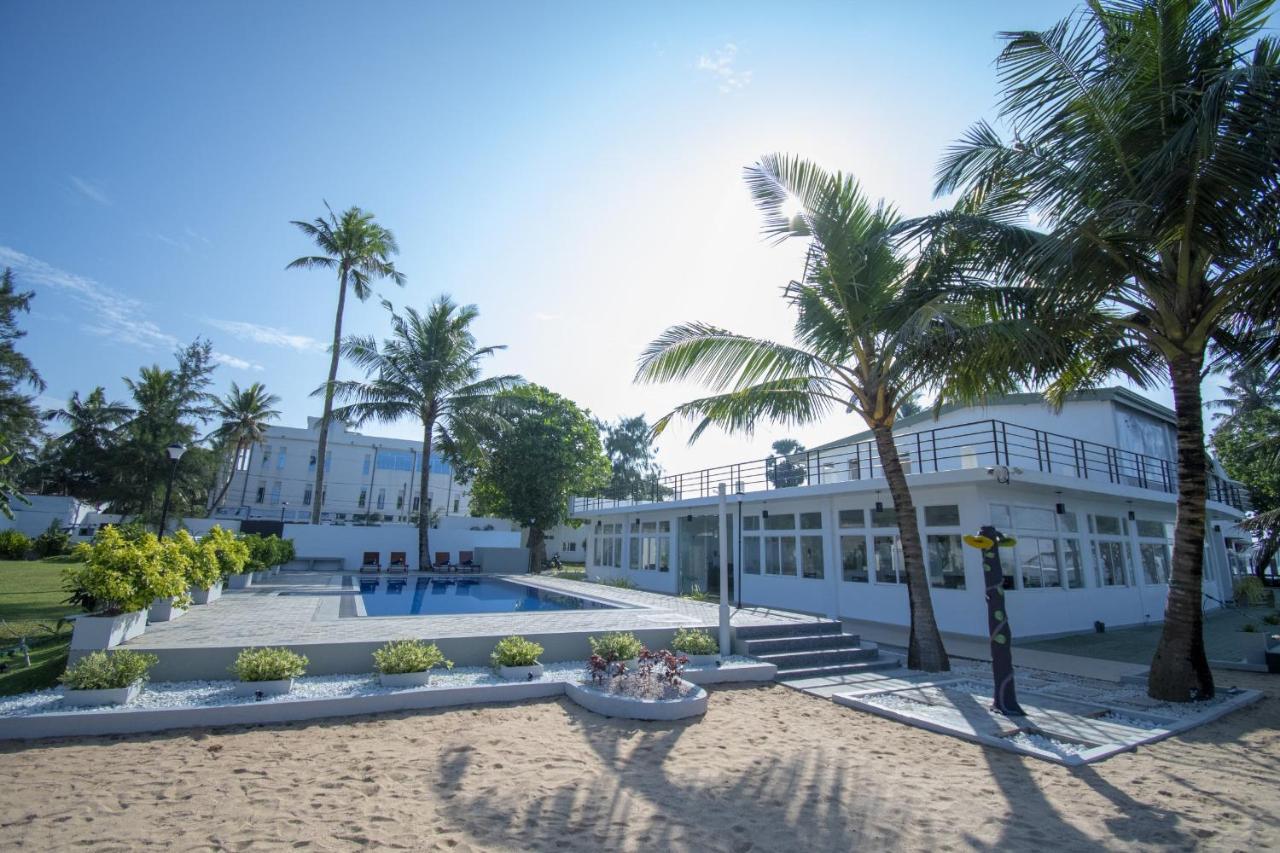 Manara Beach Resort Beruwala Exterior photo